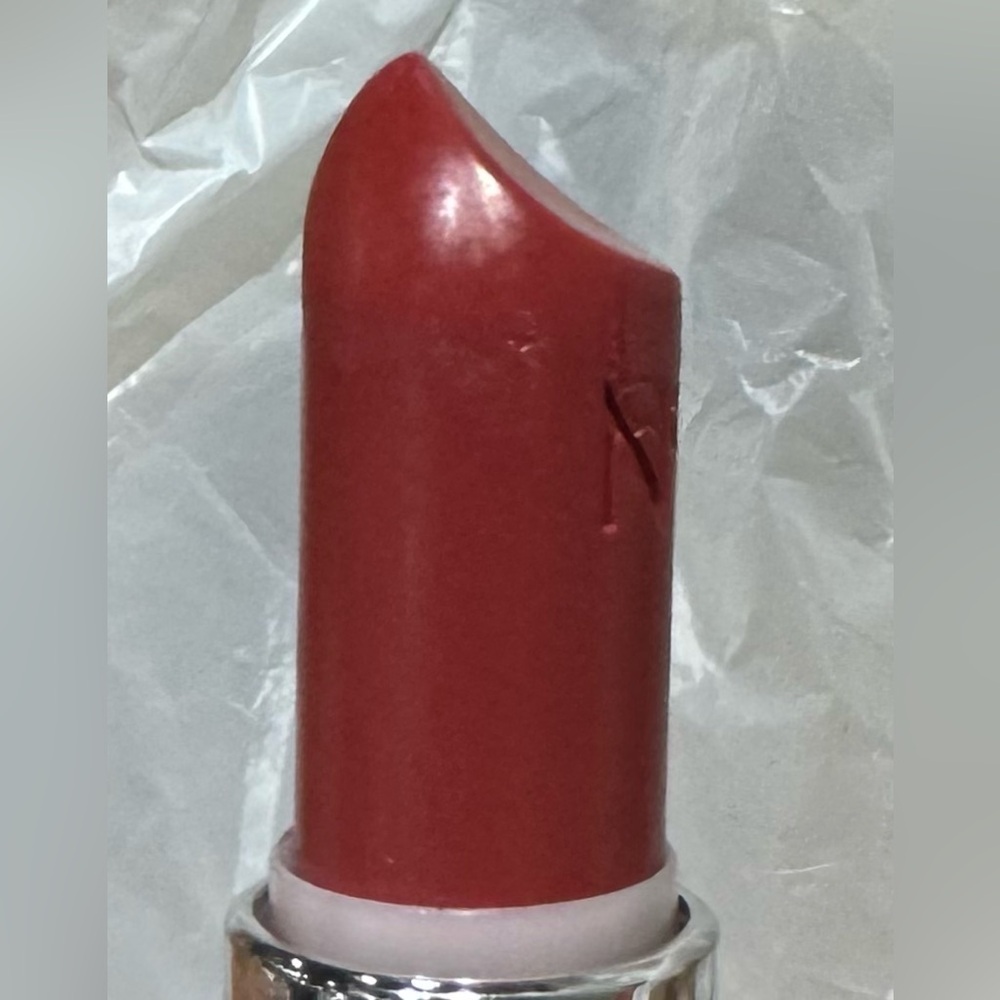 **** LAST ONE **** New Boots No7 Moisture Drench Lipstick Sweet Chestnut 670 - Picture 8 of 10